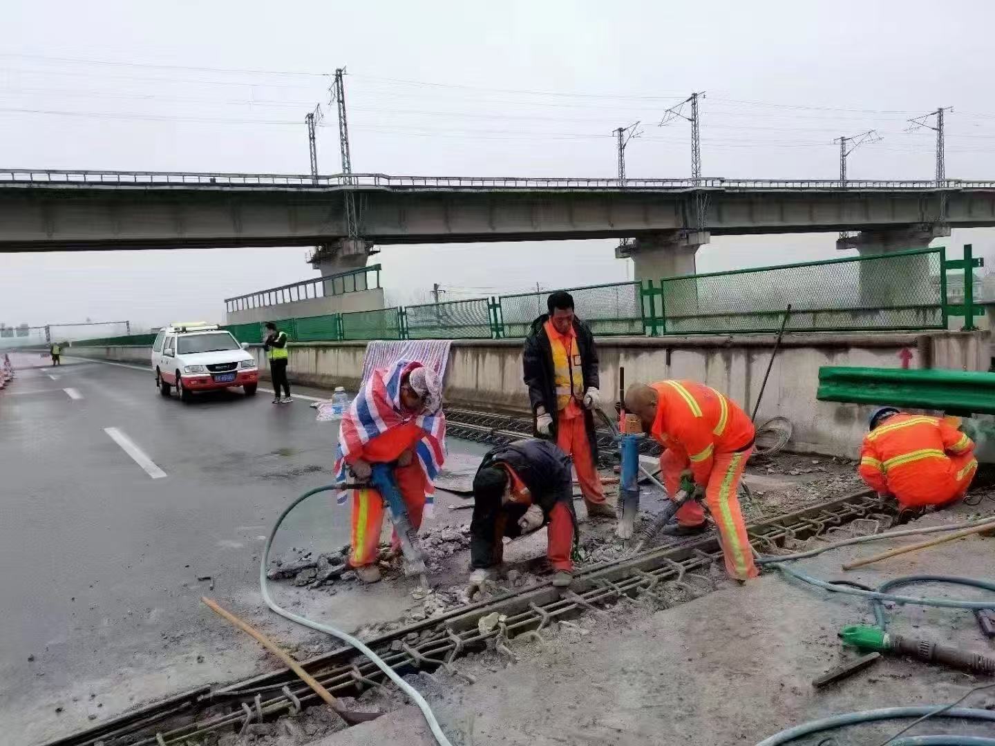荥阳桥梁伸缩缝抢修料